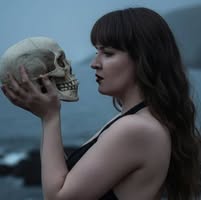 Alice Ayres