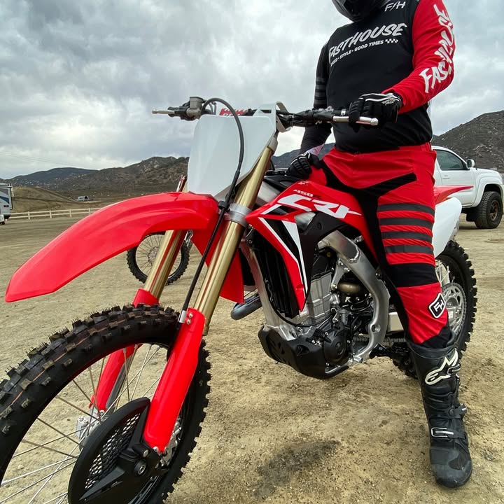 Justin Quinones