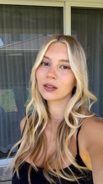 Tahlia Flores