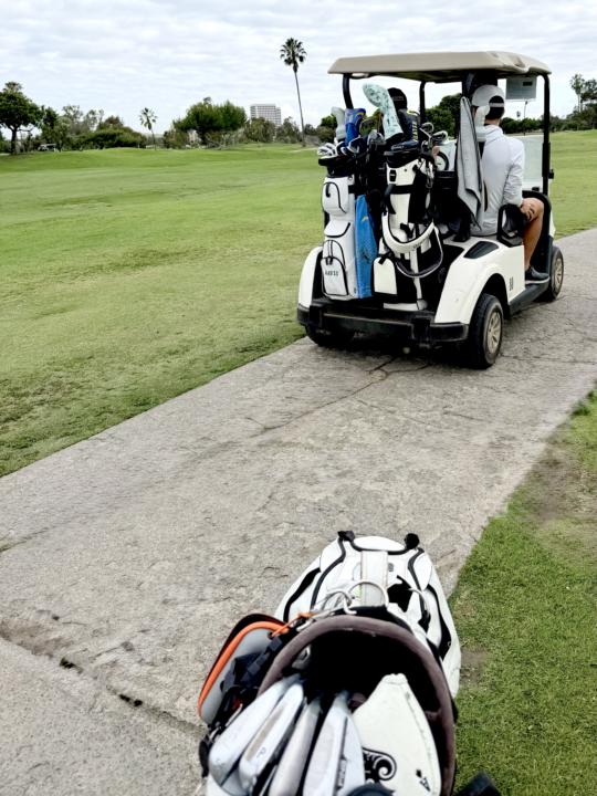 1st out & done in 2hrs hits differently⛳️🌅