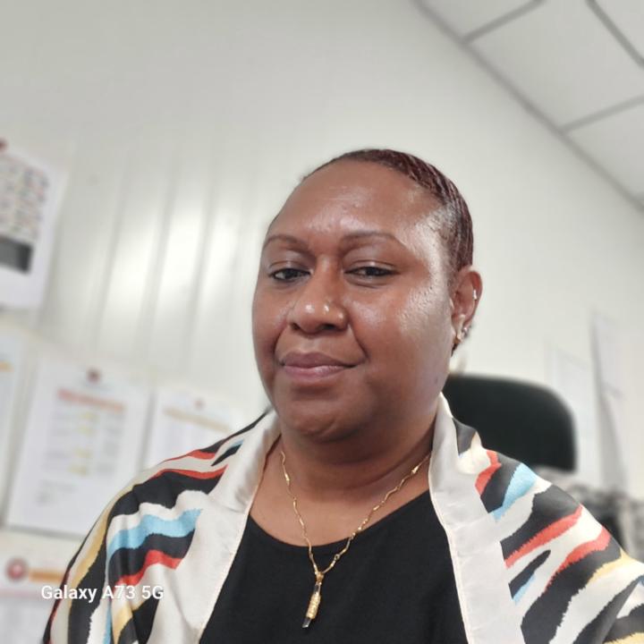 Doris Navuru
