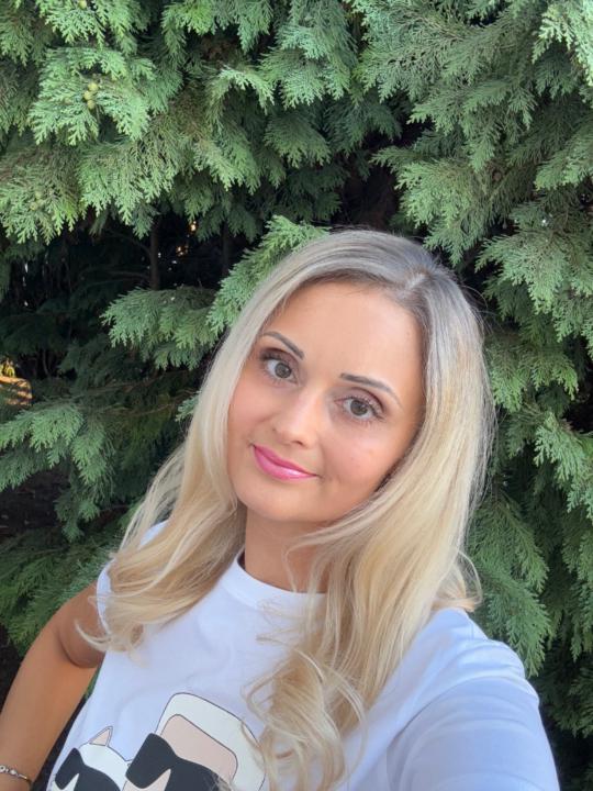 Eszter Palla