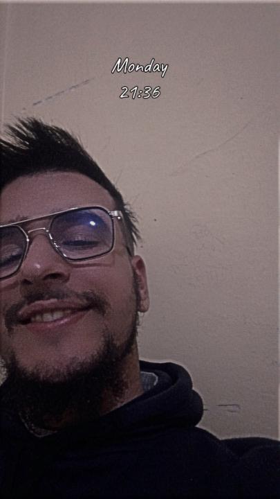 Menhaneb Samir