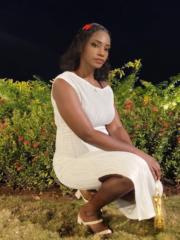 Stacy-Ann Robinson grey