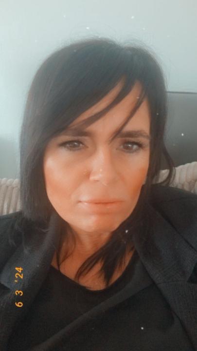 Angela Hammond