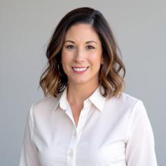 Lindsay Michaels