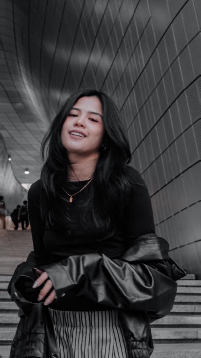 Rie Abrera