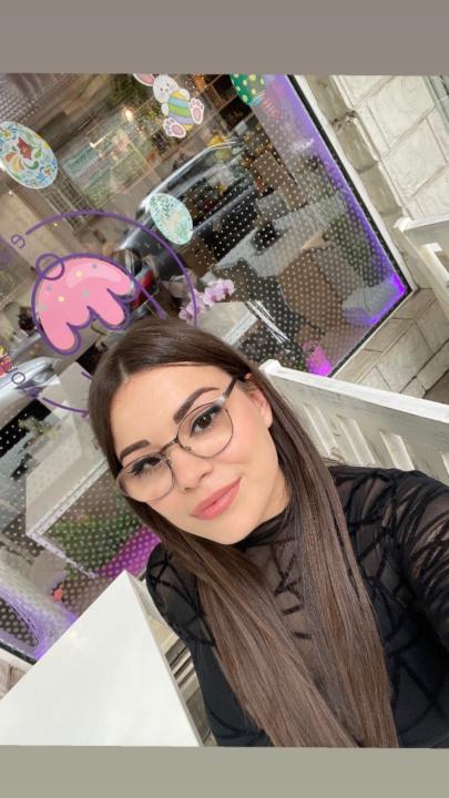 Юлия Петрова