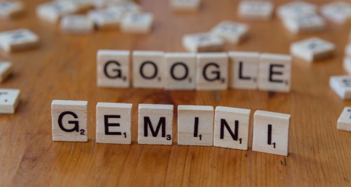 Chatting With Gemini: AI