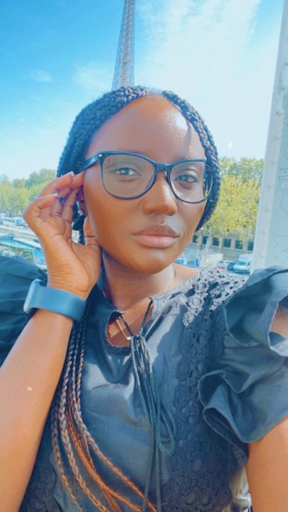 Sylvia Naomi