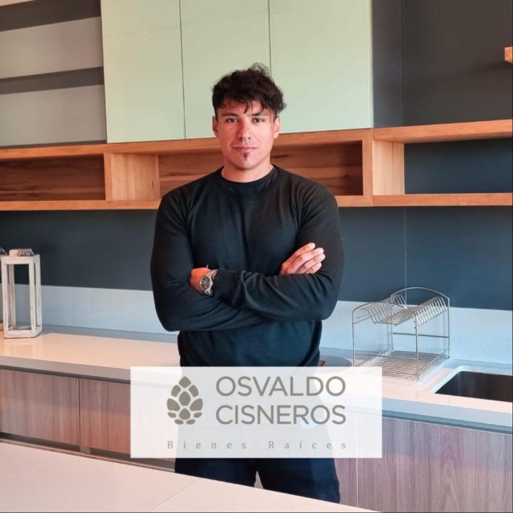 Osvaldo Cisneros