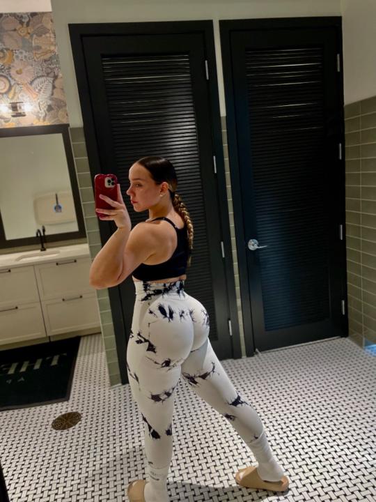 Dominika Maholanyiova
