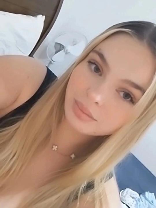 Shania Town