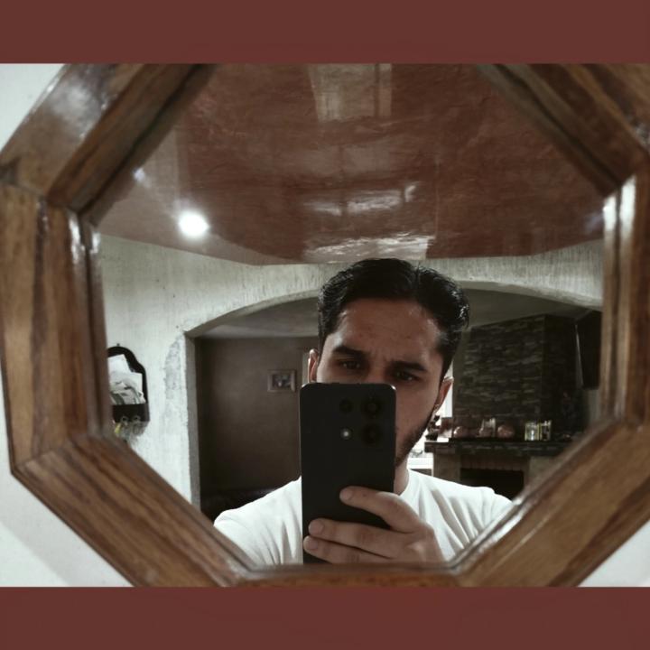 Aarón Villalobos