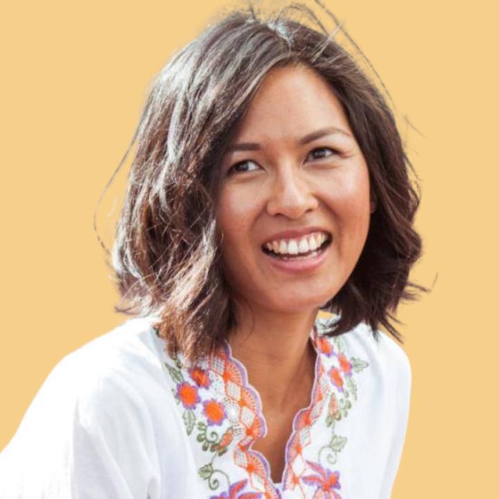 Kartika Warno