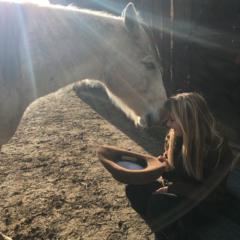 Terry Raw Vegan Cowgirl