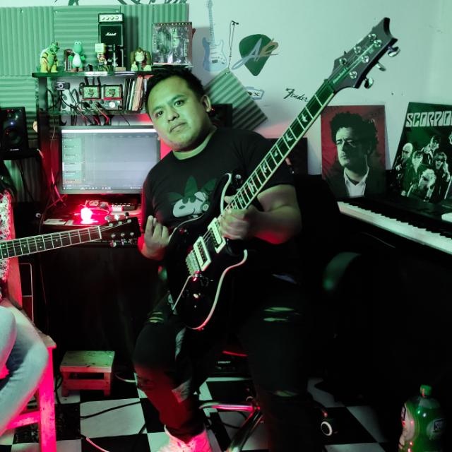 Arnold Eliazar Rovira Mamani