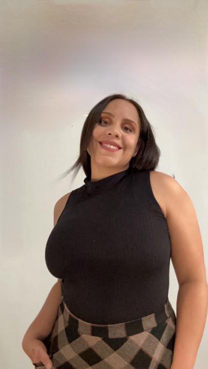 Grechel Maldonado smalls