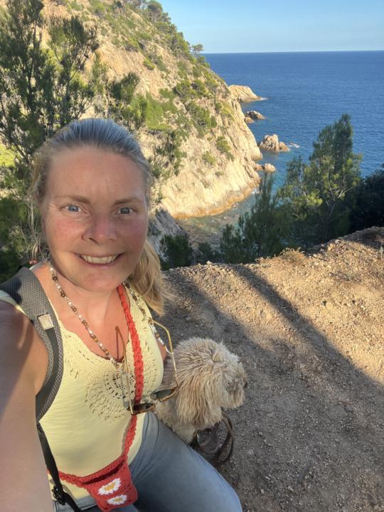 A short intro, nice to meet you