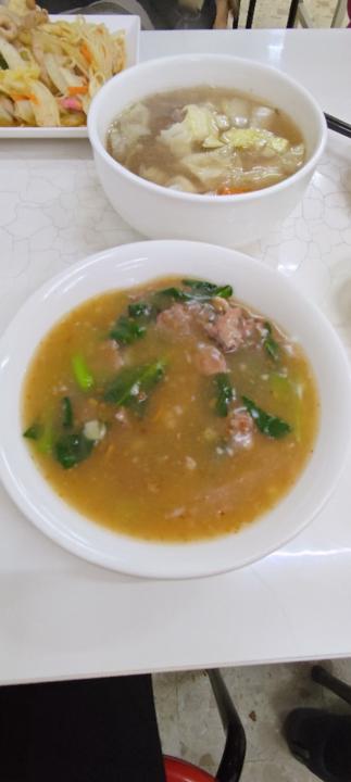 林 康普