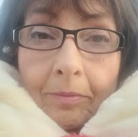 Katalin Chi Chi Kiss