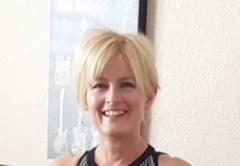 Julie Barnes