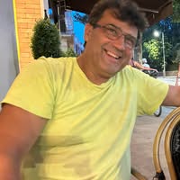 Steve Papoutcharov
