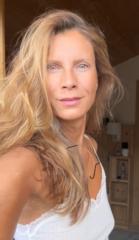Delphine De Syon