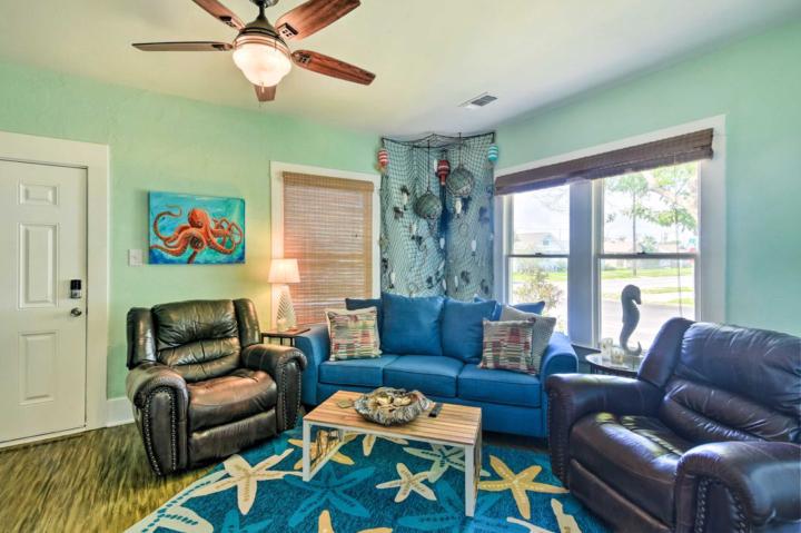 [Beach House] - Galveston, TX - 3b/1ba /1,038 sqft ($30K down)