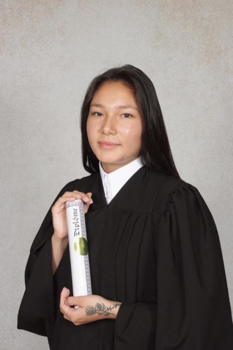 Kelly Launiere begin