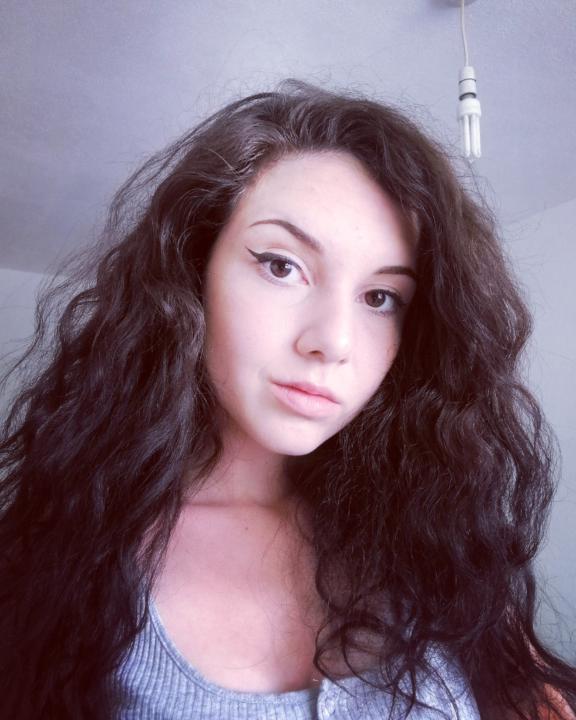 Mara Bughesiu