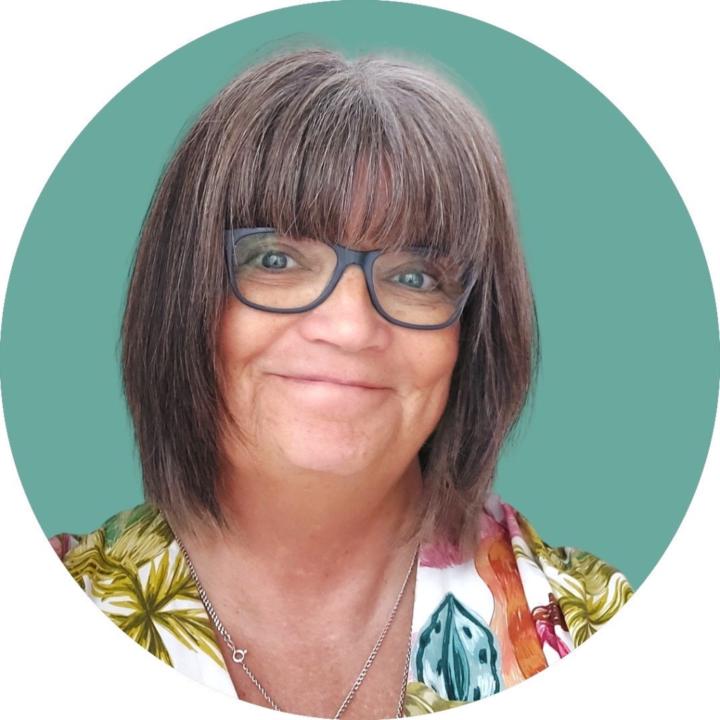 Helen Sozeri