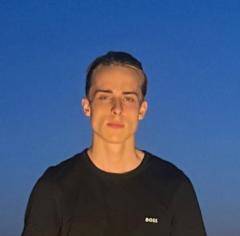 Niklas B