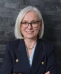 Dr. Anna Maria Hüwel