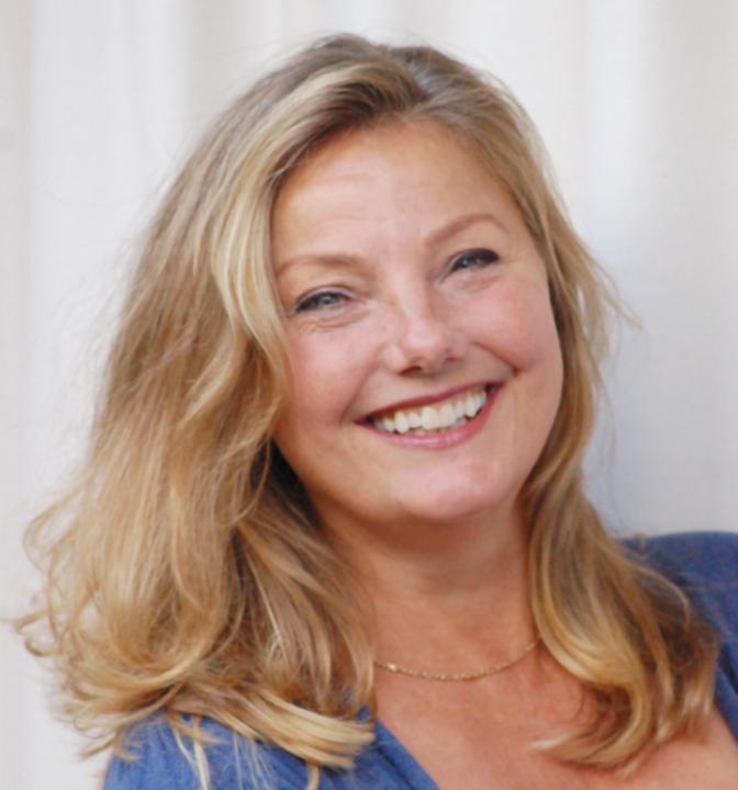 Maria Dennis
