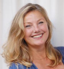 Maria Dennis