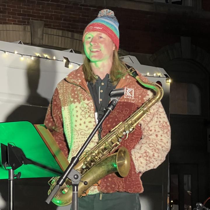 Any musicians in the community? 🎷