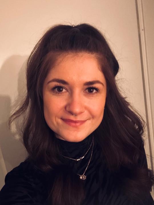 Vivien Schir
