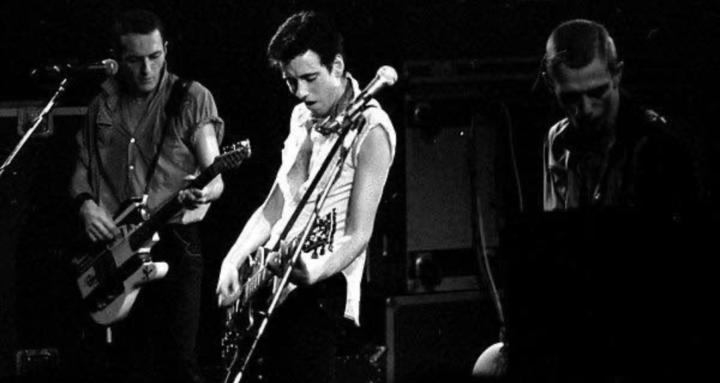 Should I Stay or Should I Go?