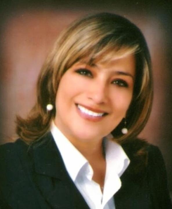 Mónica Paz