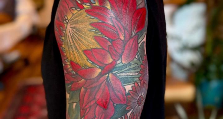 Tattooing with LAET