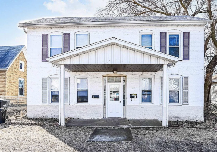 Multifamily home in Illinois