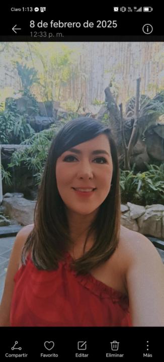 Lisbeth Rosales