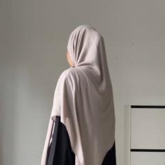 Alishba Khan