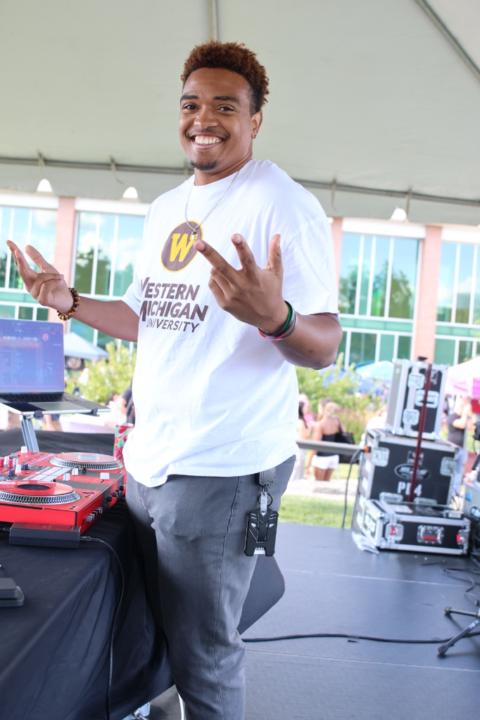 Marcus Henderson