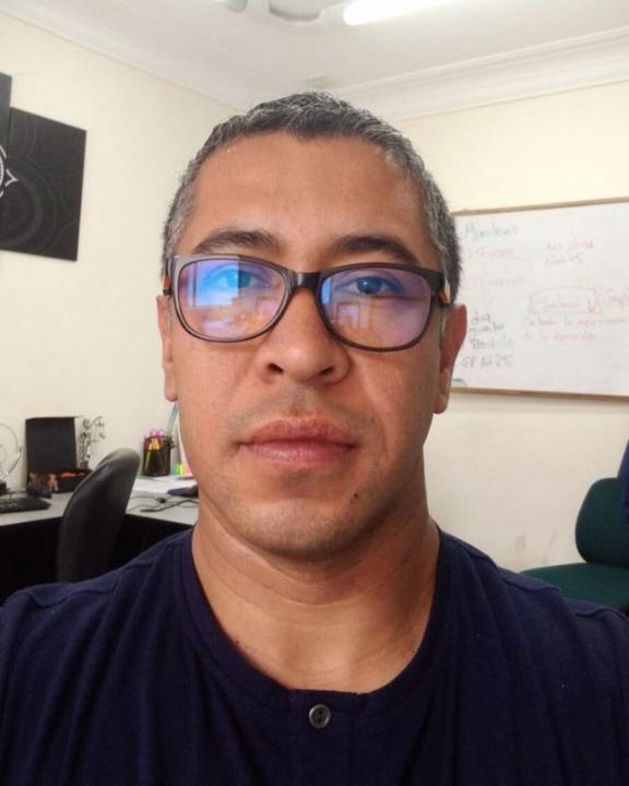 Henry Cuero