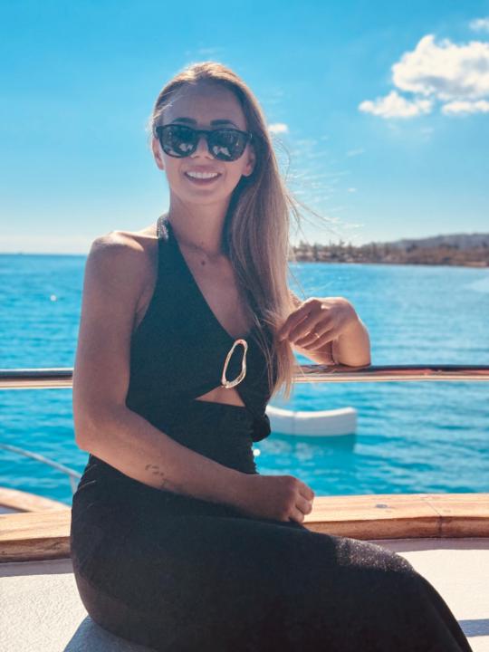 Julia Hucker