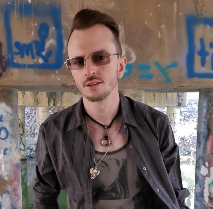Aaron Elliott