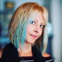 Claudia Keira Raymond Col