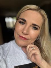 Caroline Gibson